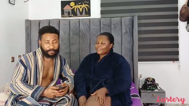 Mara-And-Nattie-Pussy-Worship-And-Squirt-Shower