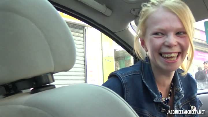 helene-surprenante-helene-28-ans